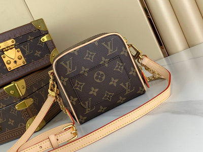 Lou*s Vuitt*n lv just in case monogram pattern handbags 14x13x11cm - image 8