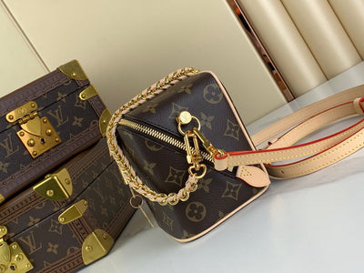 Lou*s Vuitt*n monogram pattern super premium handbag 14x13x11cm - image 9