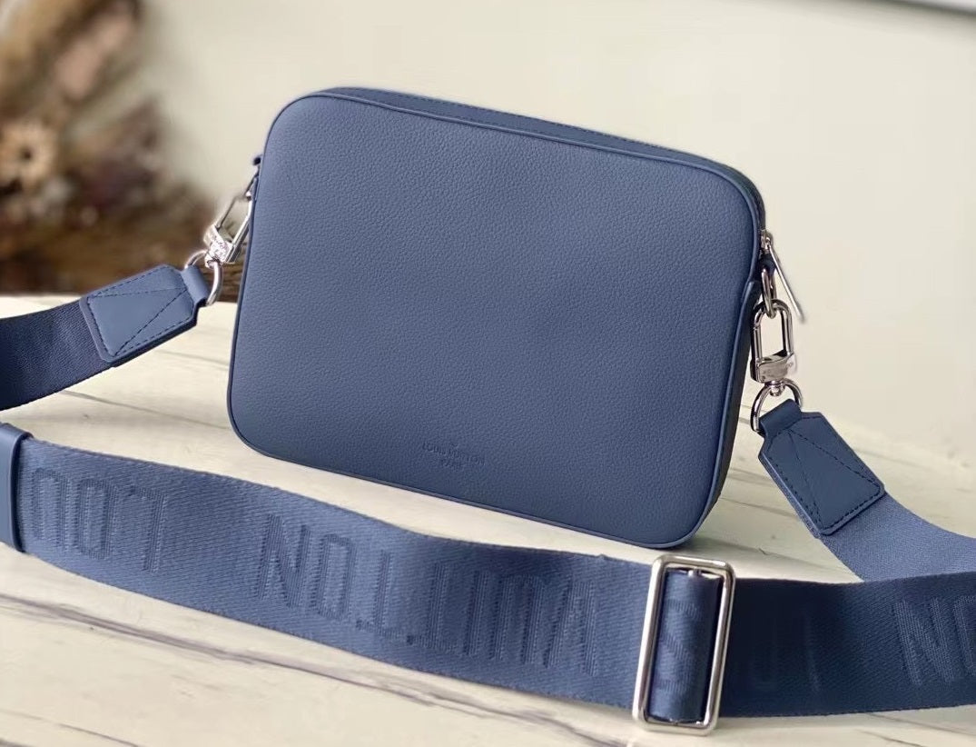 Lou*s Vuitt*n lv fastline men handbags blue 23.5x18x7cm - image 2
