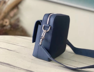 Lou*s Vuitt*n lv fastline men handbags blue 23.5x18x7cm - image 4