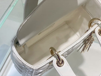 Di*r lady abc high-end women’s handbag white soft leather 20cm - image 2