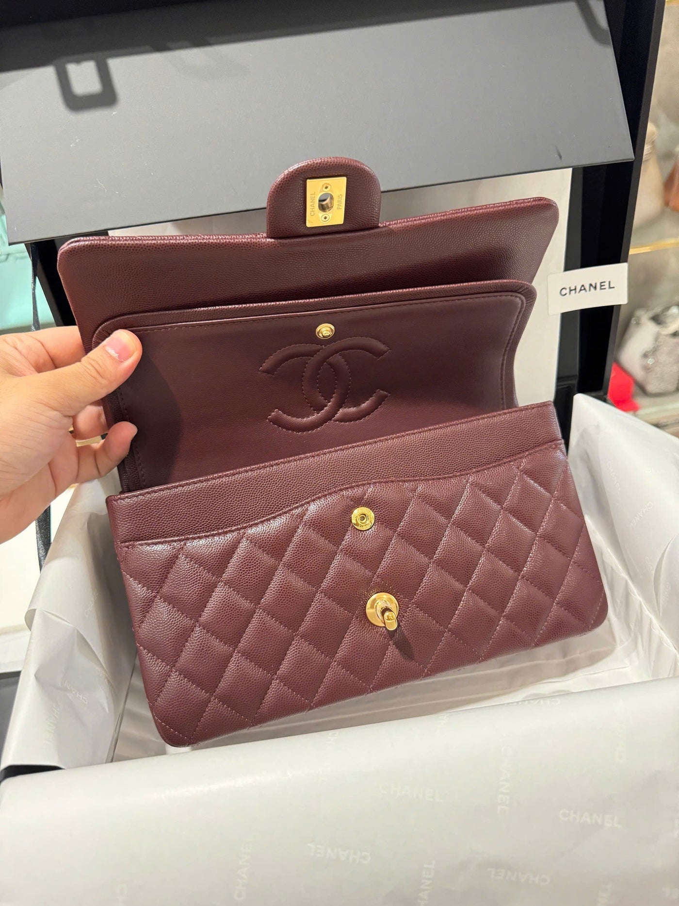 Chan*l classic plum red color like auth handbags with lock gold 25cm - image 4