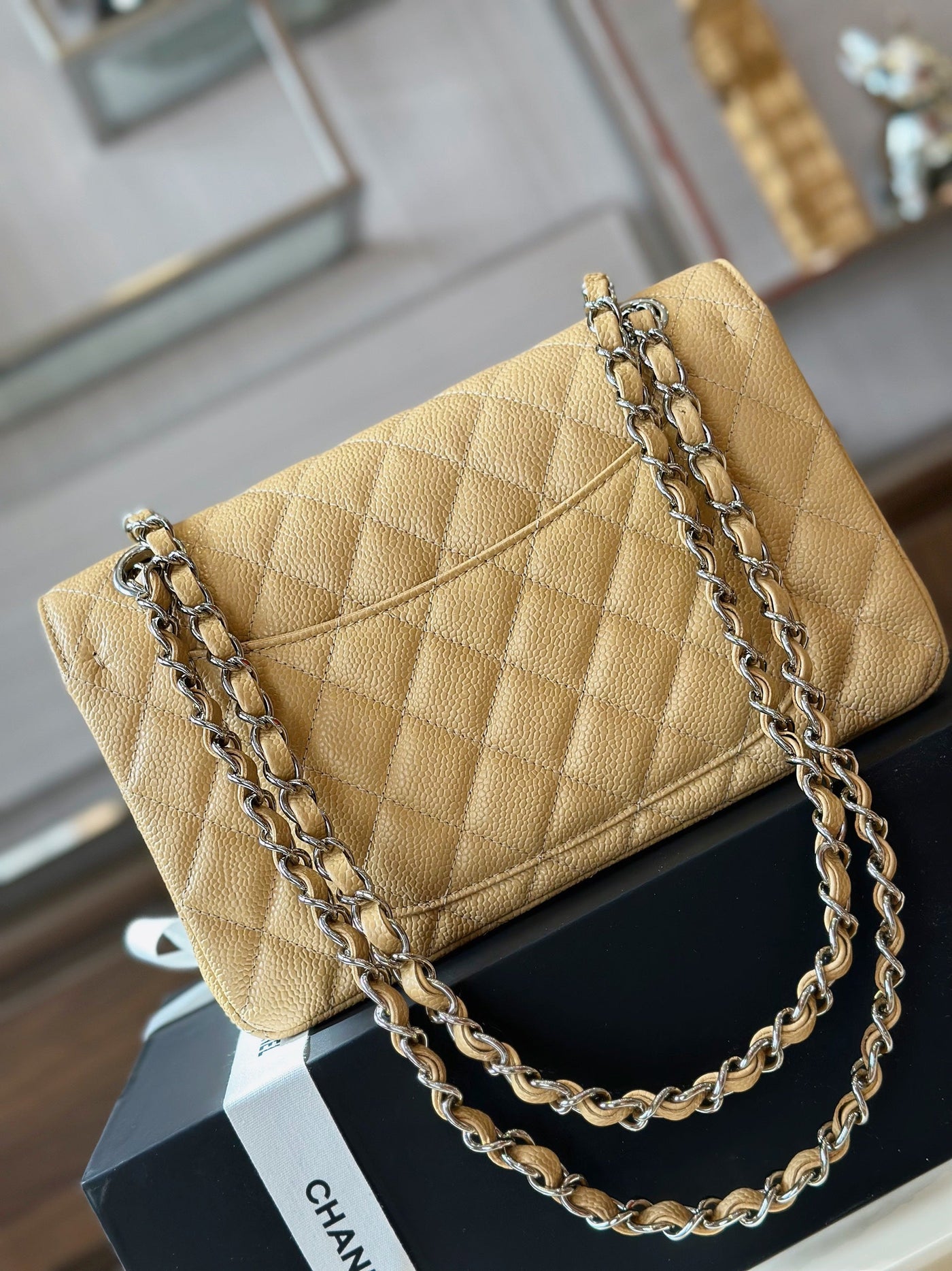 Chan*l classic like auth handbags beige leather with lizard skin 23cm - image 3