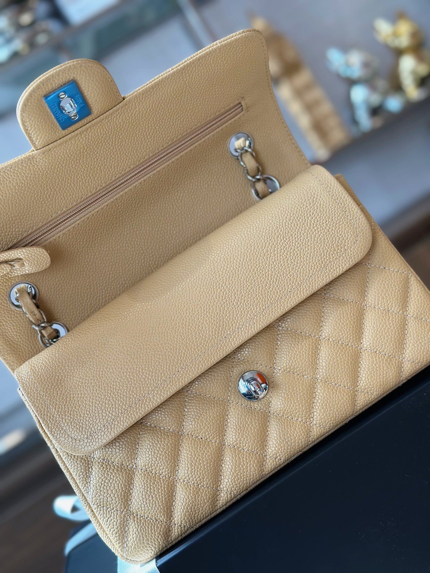 Chan*l classic like auth handbags beige leather with lizard skin 23cm - image 5