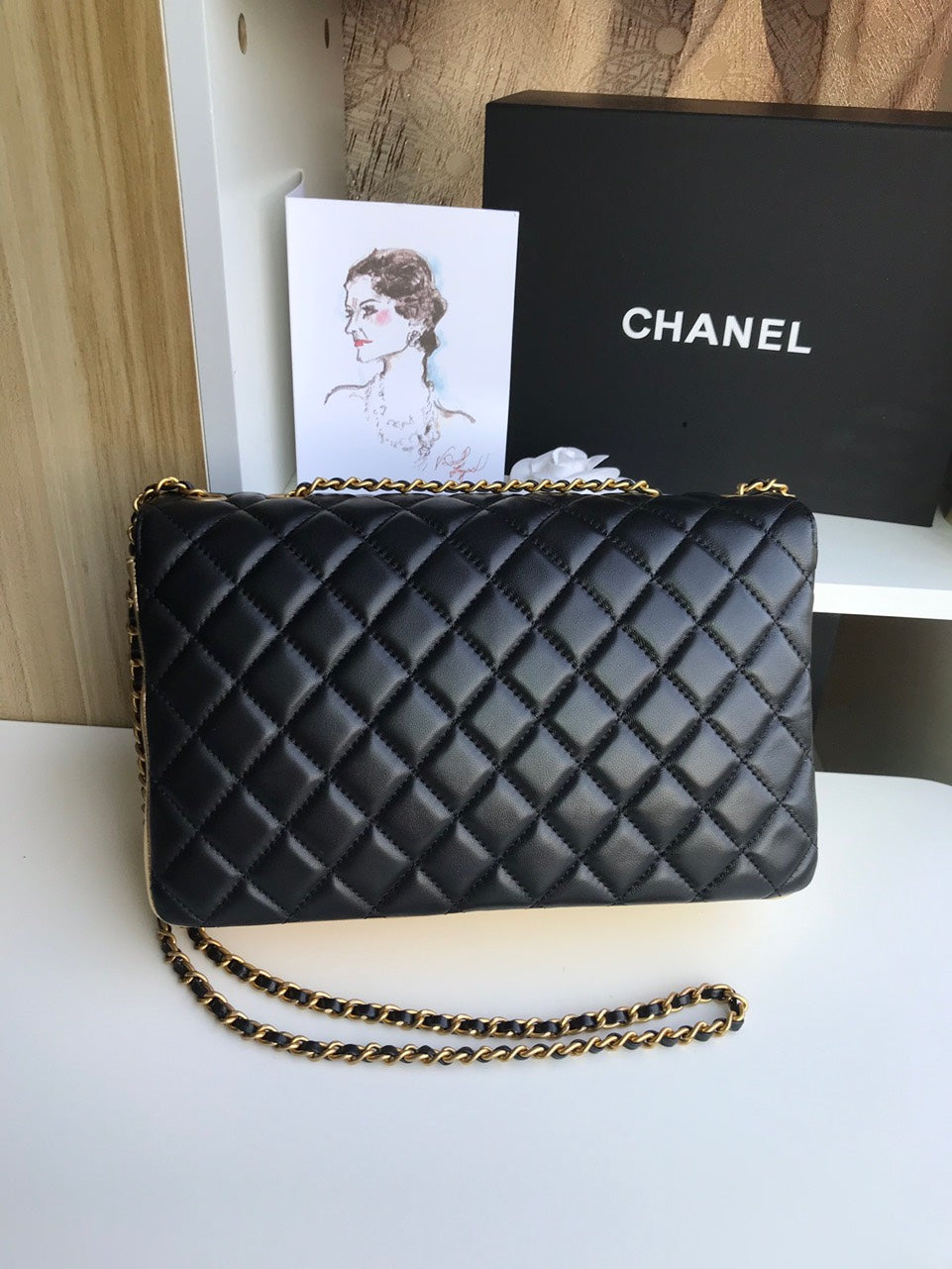 Chan*l woman’s like auth handbags black mix yellow leather 25cm - image 4