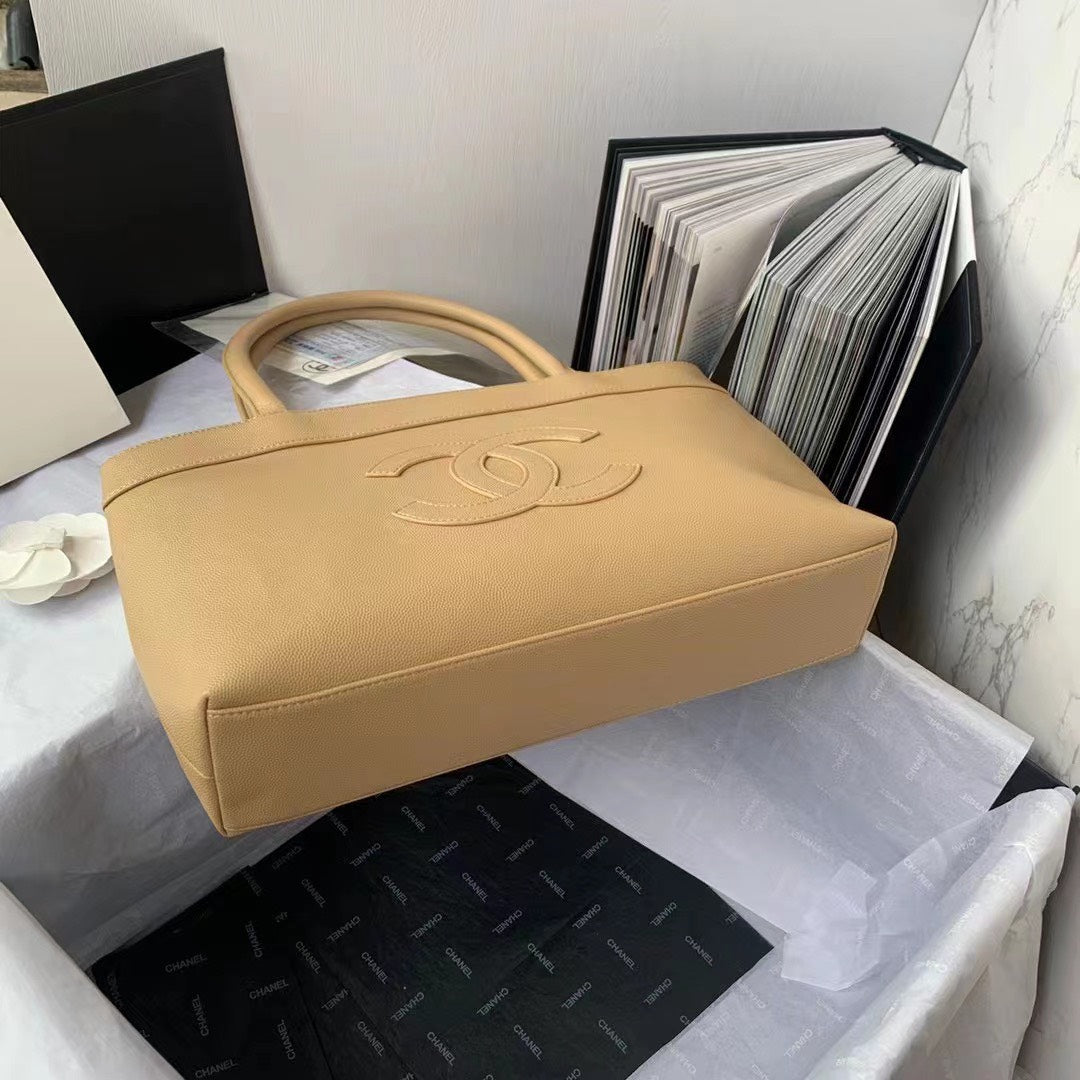 Chan*l vintage classic like auth handbags lock gold nude 30x21x8cm - image 3