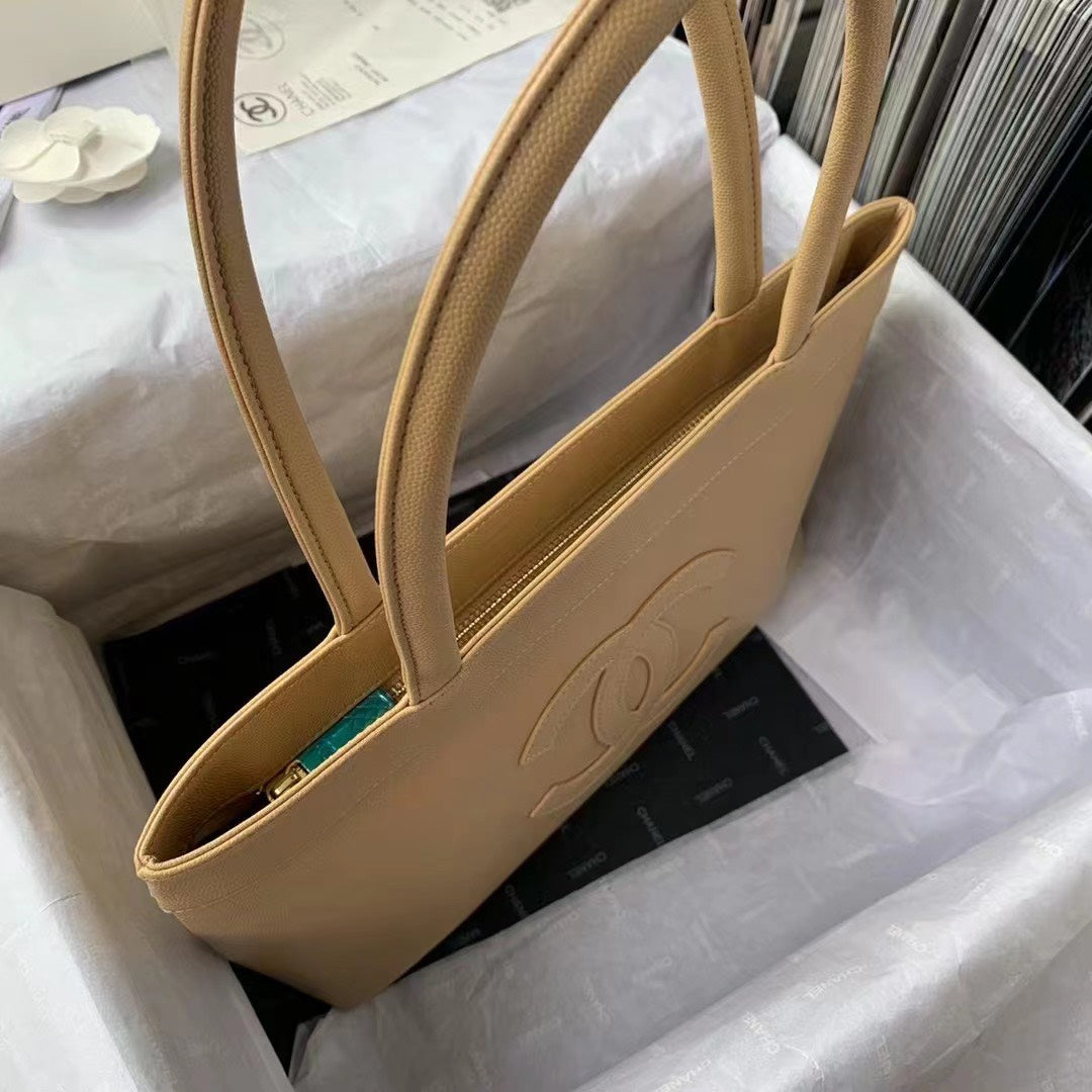 Chan*l vintage classic like auth handbags lock gold nude 30x21x8cm - image 4