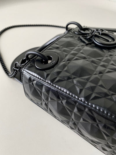 Di*r lady matte like auth women’s handbag black diamond pattern 17cm - image 9