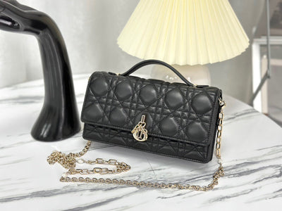 Di*r women’s super handbag black crossbody bag 21×11.5cm - image 2