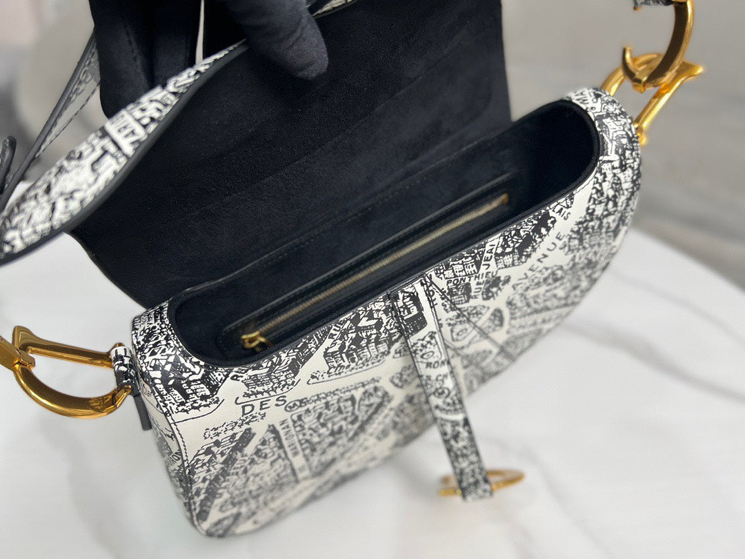 Di*r 11 handbags saddle bag woman’s lock gold 25x20x6cm - image 6