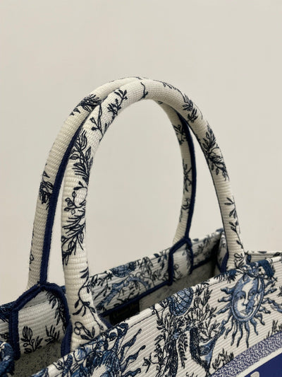 Di*r book tote women’s handbag embroidered fabric size 36cm - image 2