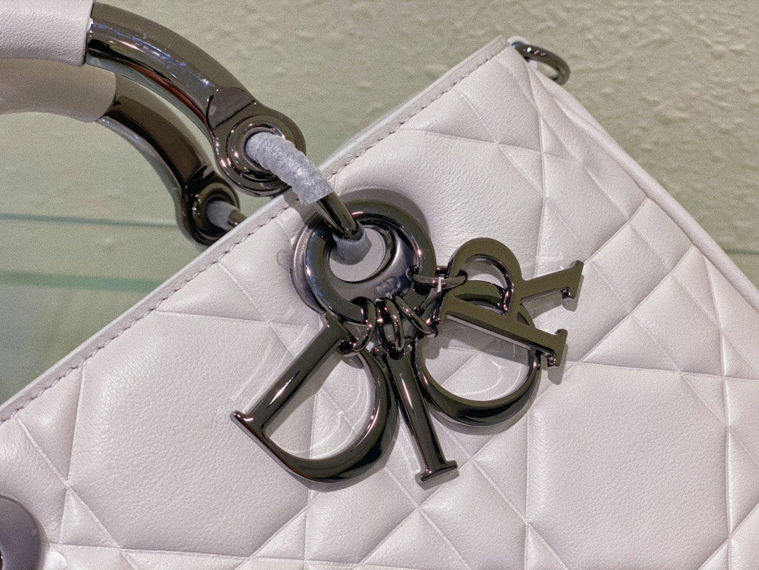 Di*r lady luxury branded women’s handbag light purple 24x18cm - image 2