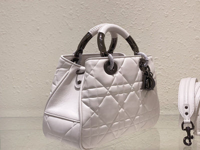 Di*r lady luxury branded women’s handbag light purple 24x18cm - image 4
