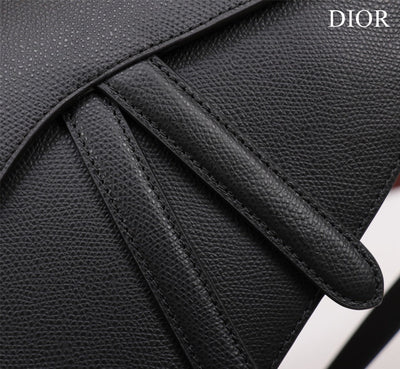 Di*r saddle 11 handbags black with lock yellow gold 25x20x6.5cm - image 2