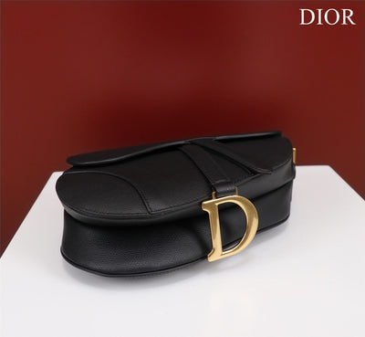 Di*r saddle 11 handbags black with lock yellow gold 25x20x6.5cm - image 3
