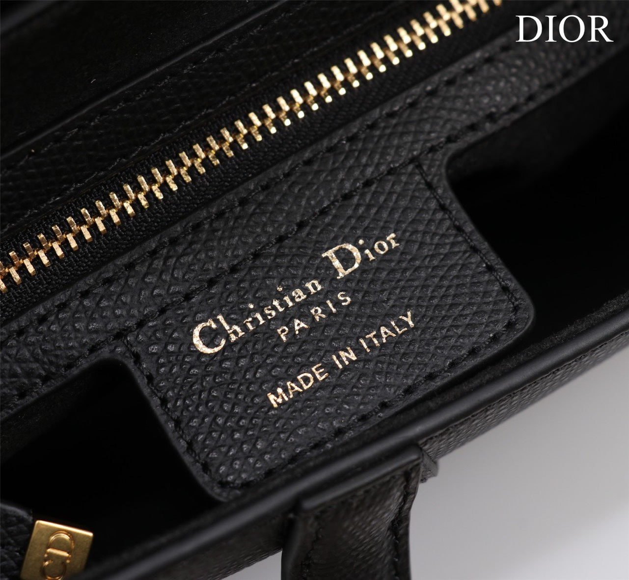 Di*r saddle 11 handbags black with lock yellow gold 25x20x6.5cm - image 8
