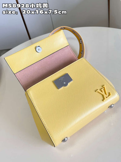 Lou*s Vuitt*n clunny yellow raised pattern 20x16cm - image 4