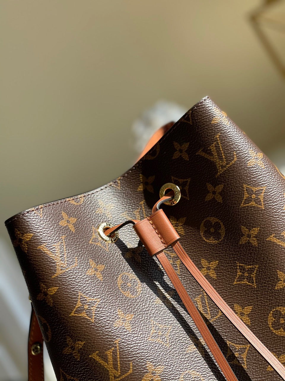 Lou*s Vuitt*n lv neonoe like auth monogram pattern handbags 26x22x27cm - image 4
