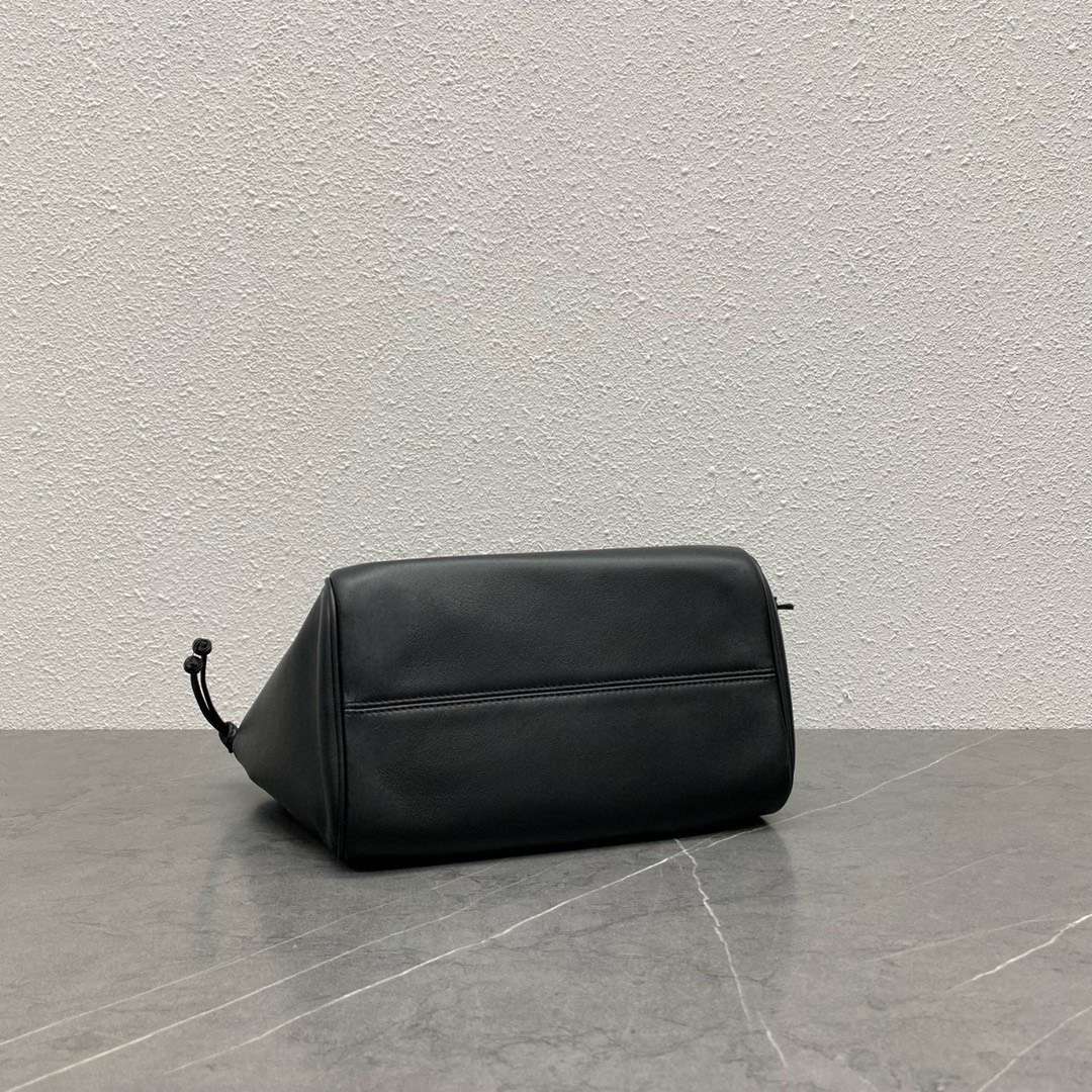 Cel*ne cabas black handbag soft leather 22x17x15cm - image 4