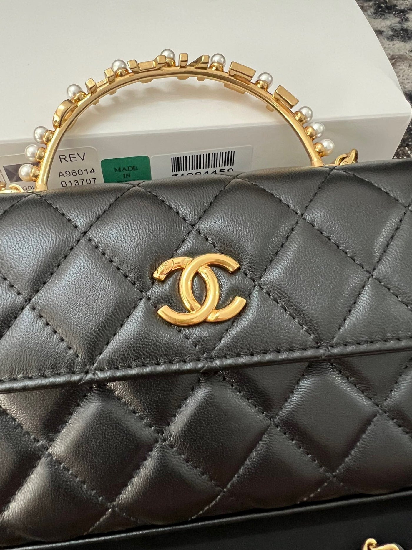 Chan*l woc black handbags pearl handle plated lock gold 19cm - image 7