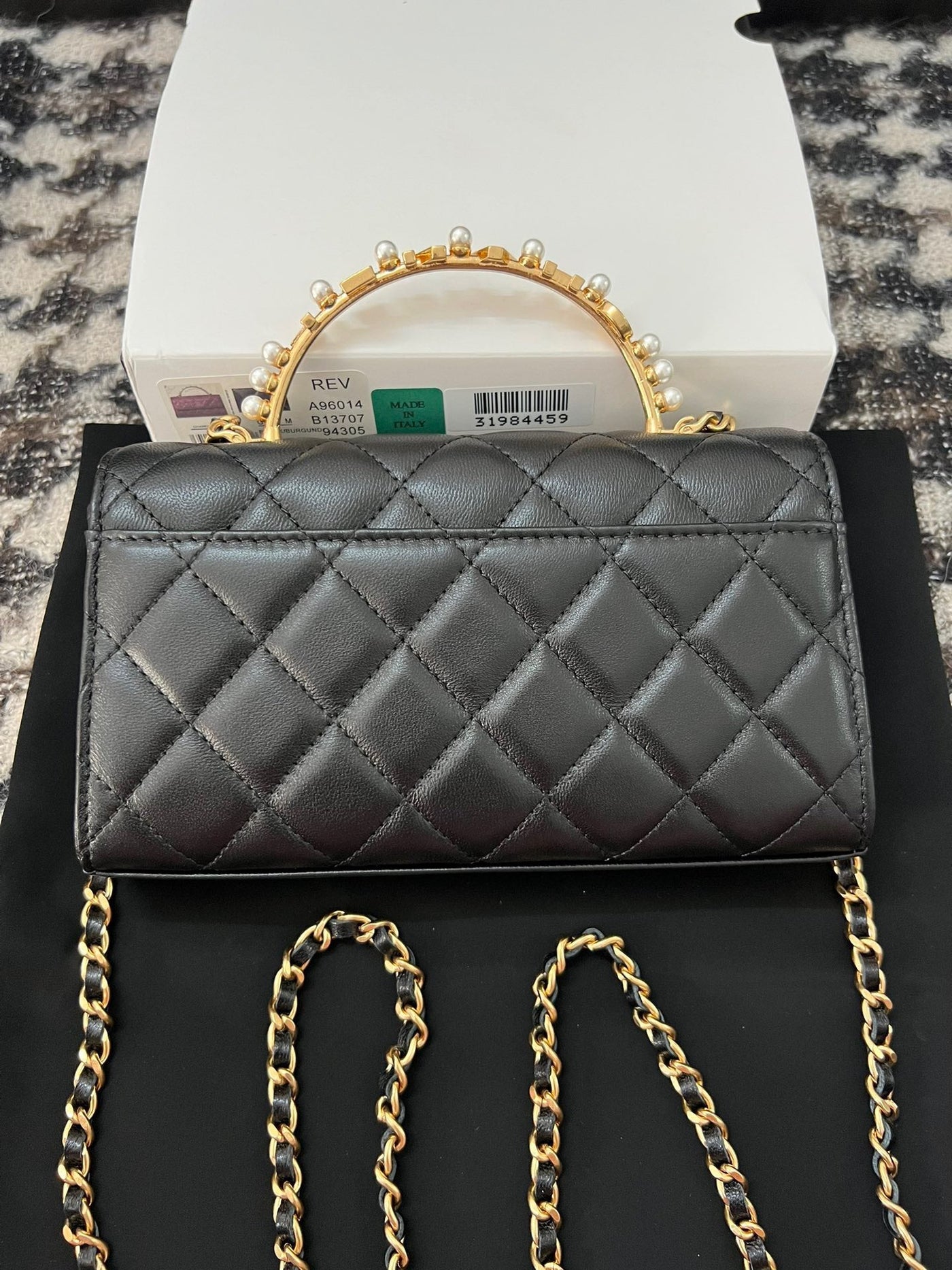 Chan*l woc black handbags pearl handle plated lock gold 19cm - image 8
