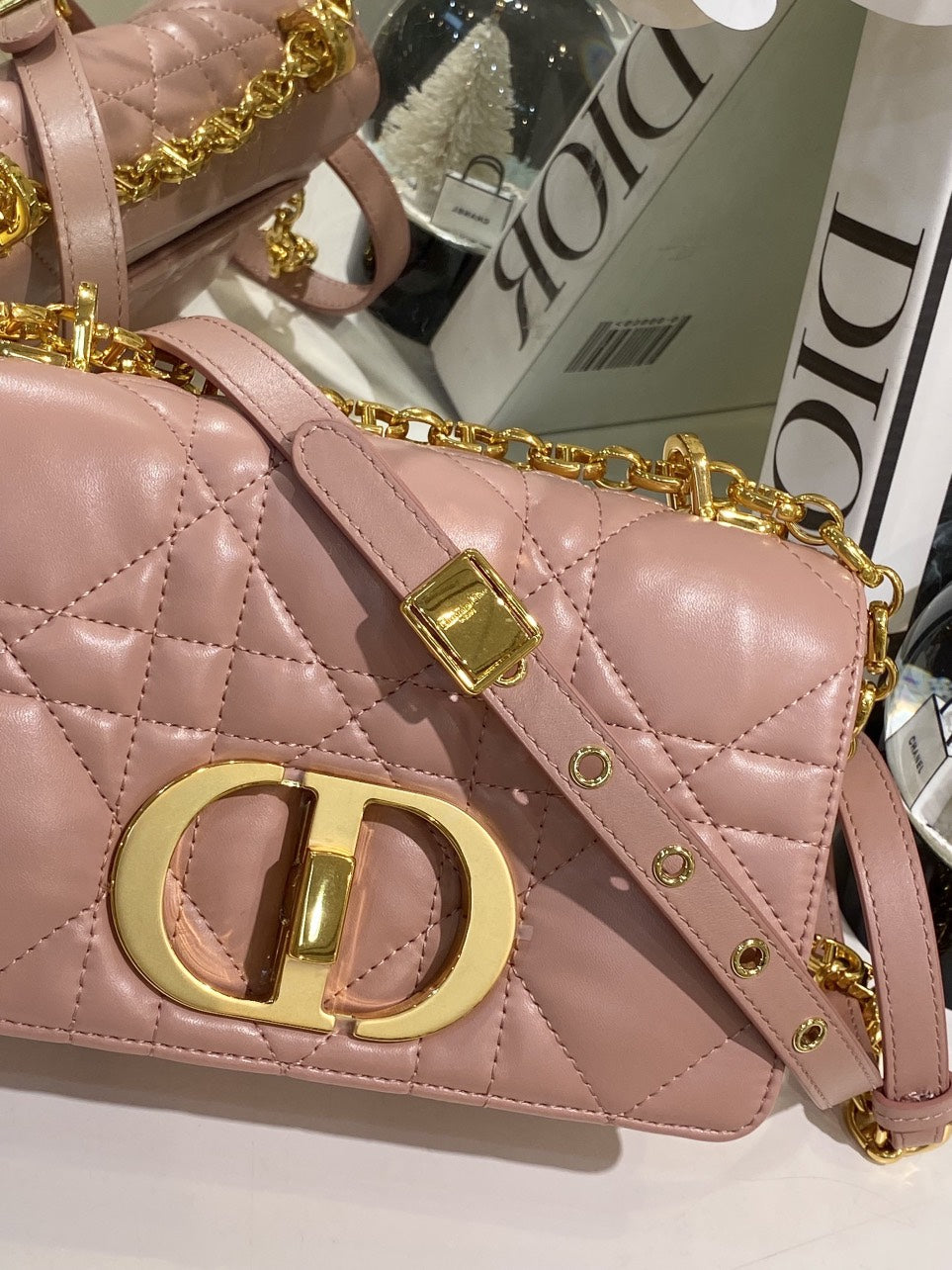 Di*r pink plaid super quality women’s handbag with gold lock 25cm - image 3