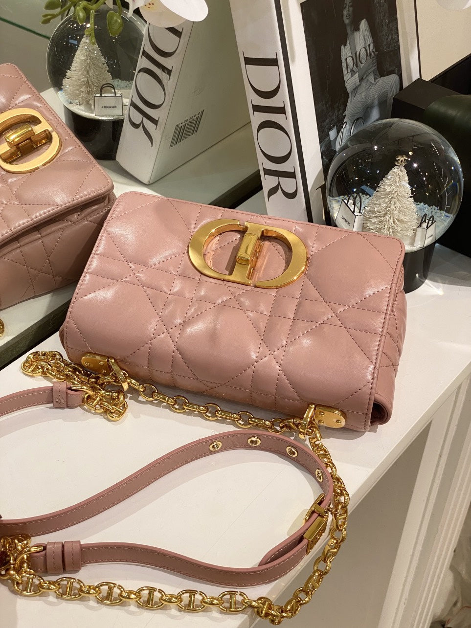 Di*r pink plaid super quality women’s handbag with gold lock 25cm - image 9
