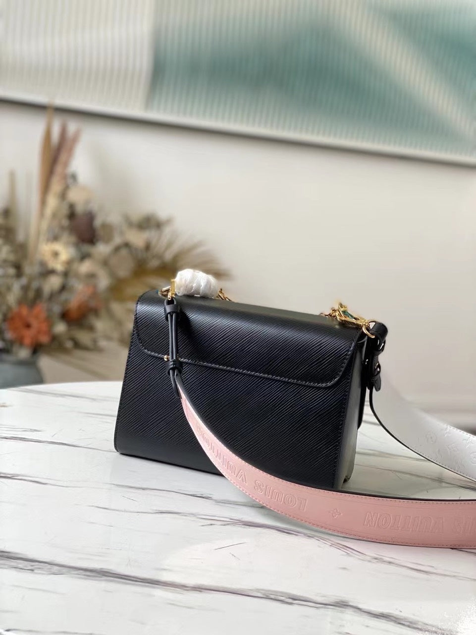 Lou*s Vuitt*n lv twist black cowhide leather handbags 24cm - image 8