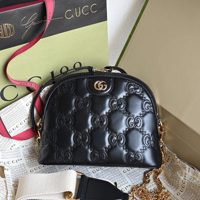 Guc*i matelasse like auth bag with embossed gc pattern 21cm - main image