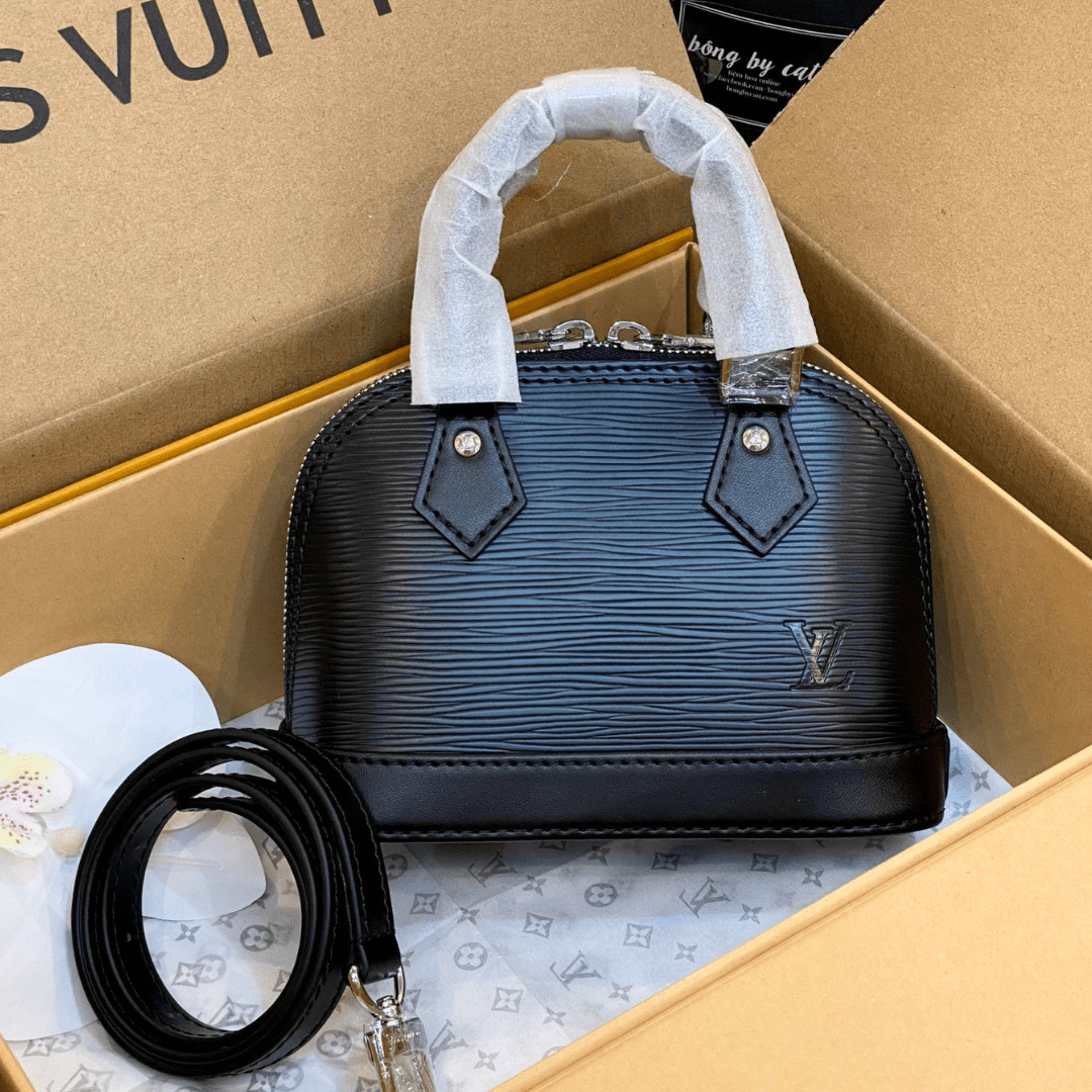 Lou*s Vuitt*n lv alma handbags woman’s black 18cm - main image