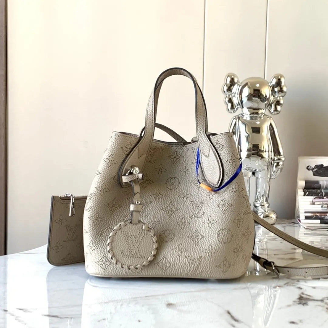 Lou*s Vuitt*n lv blossom pm mahina handbags 20x20x12.5cm - main image