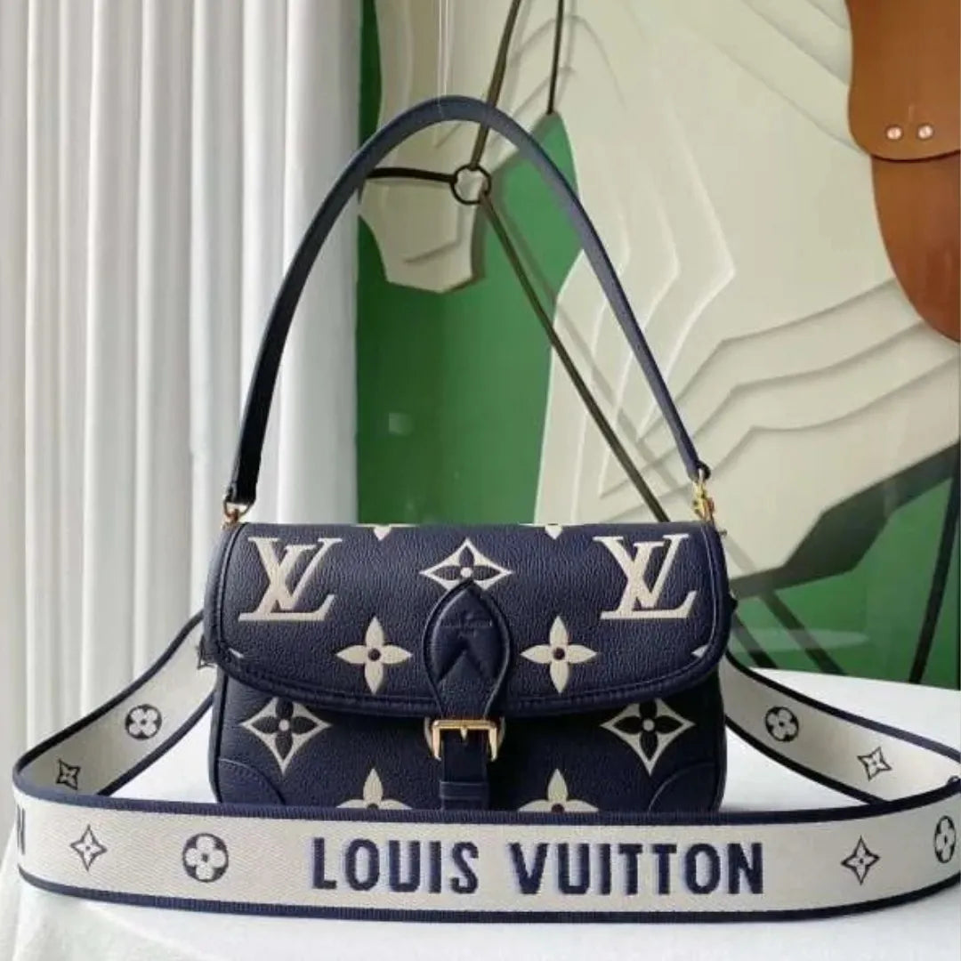Lou*s Vuitt*n lv diane handbags embossed pattern 23x16x8.5cm - main image
