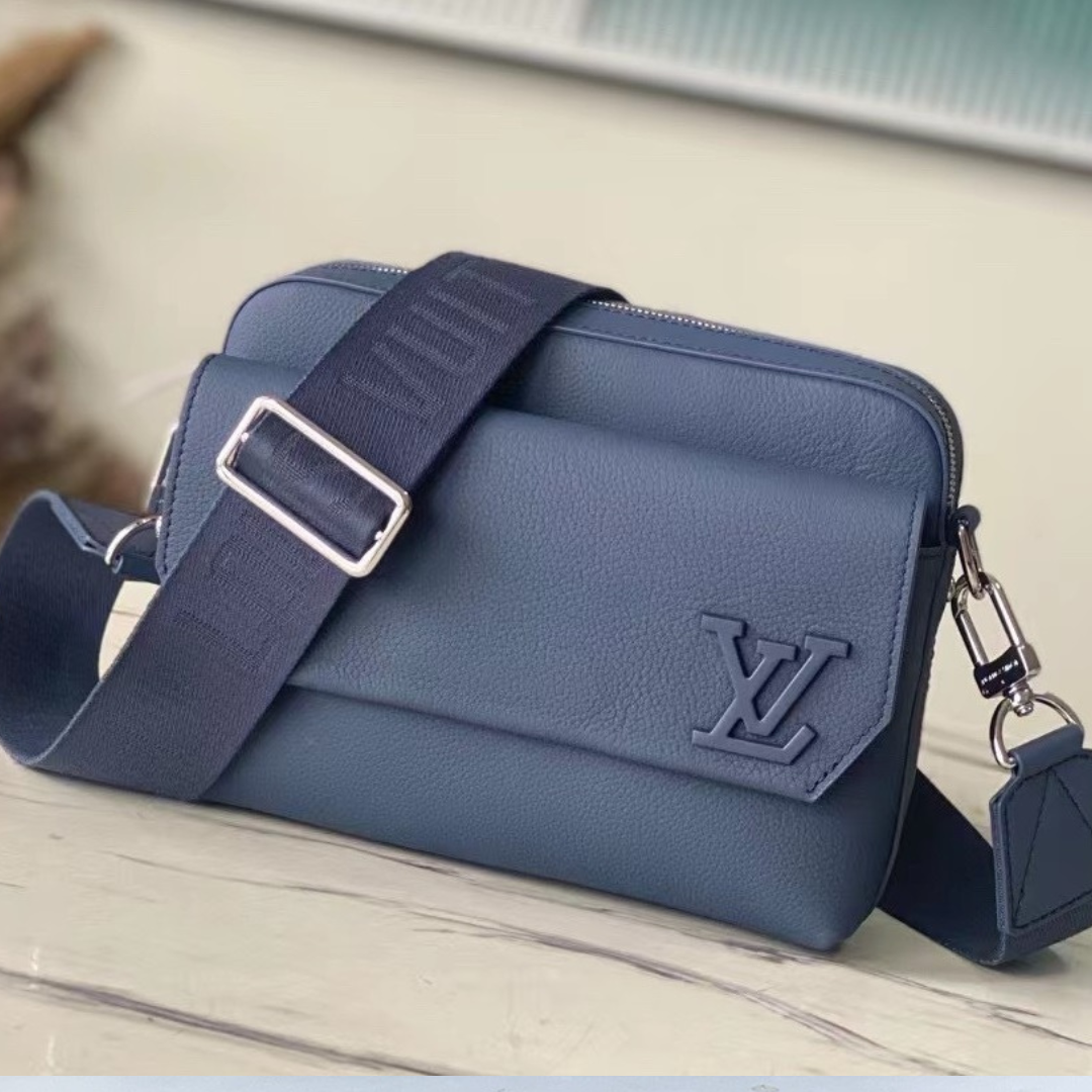 Lou*s Vuitt*n lv fastline men handbags blue 23.5x18x7cm - main image