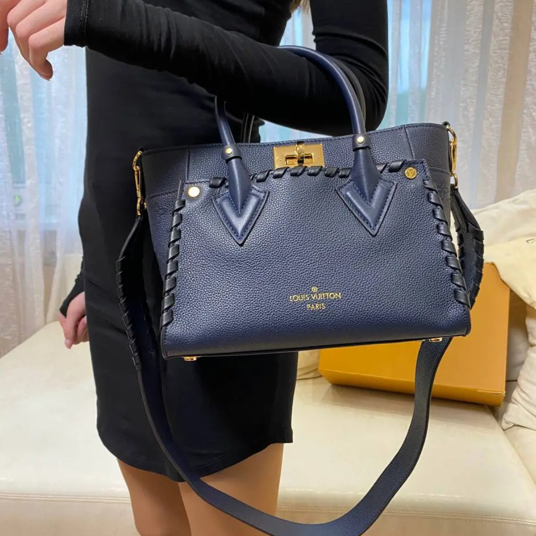 Lou*s Vuitt*n lv on my side like auth black handbags 25x20cm - main image