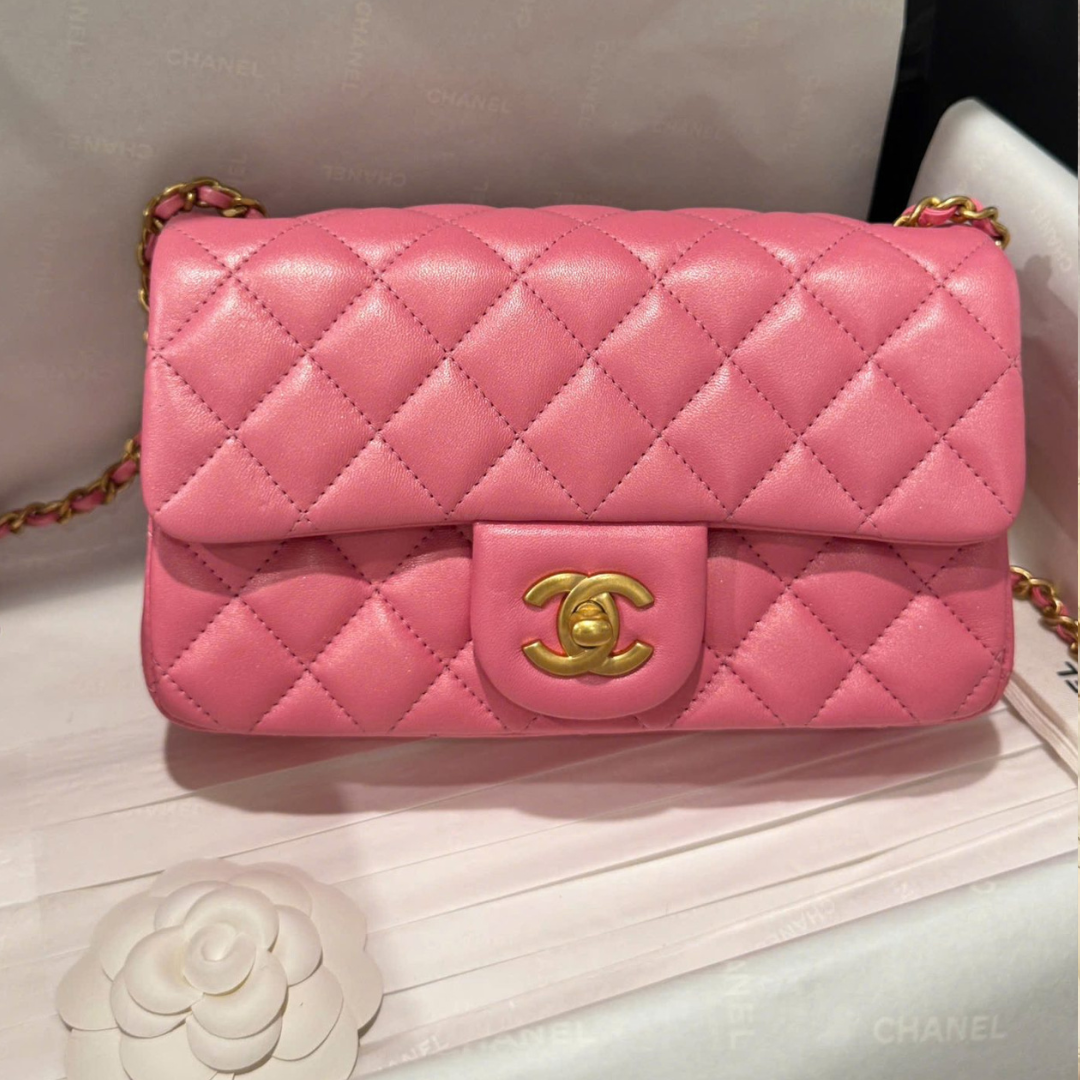 Chan*l classic bell bag like auth handbags bink lock gold smooth leather 20cm - main image