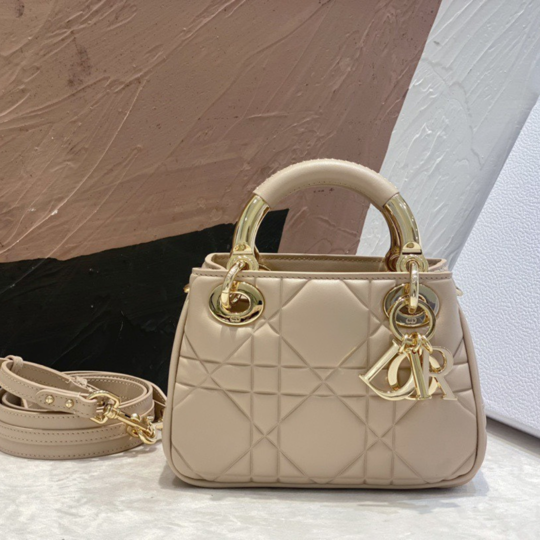 Di*r lady women’s handbag beige super smooth leather 20x13x8cm - main image