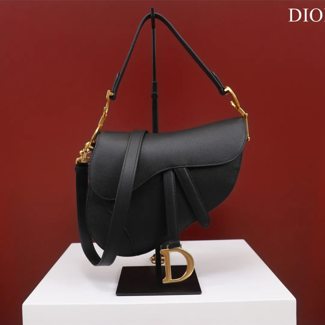 Di*r saddle 11 handbags black with lock yellow gold 25x20x6.5cm - main image