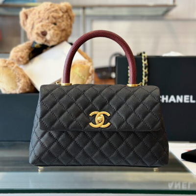 Chan*l handbag coco lock gold lizard skin black 24cm - main image
