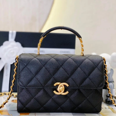Chan*l handle woman’s black leather handbags pebbled leather 19cm - main image