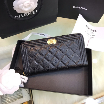 Chan*l wallet black grained leather gold lock 19×10.5cm - main image