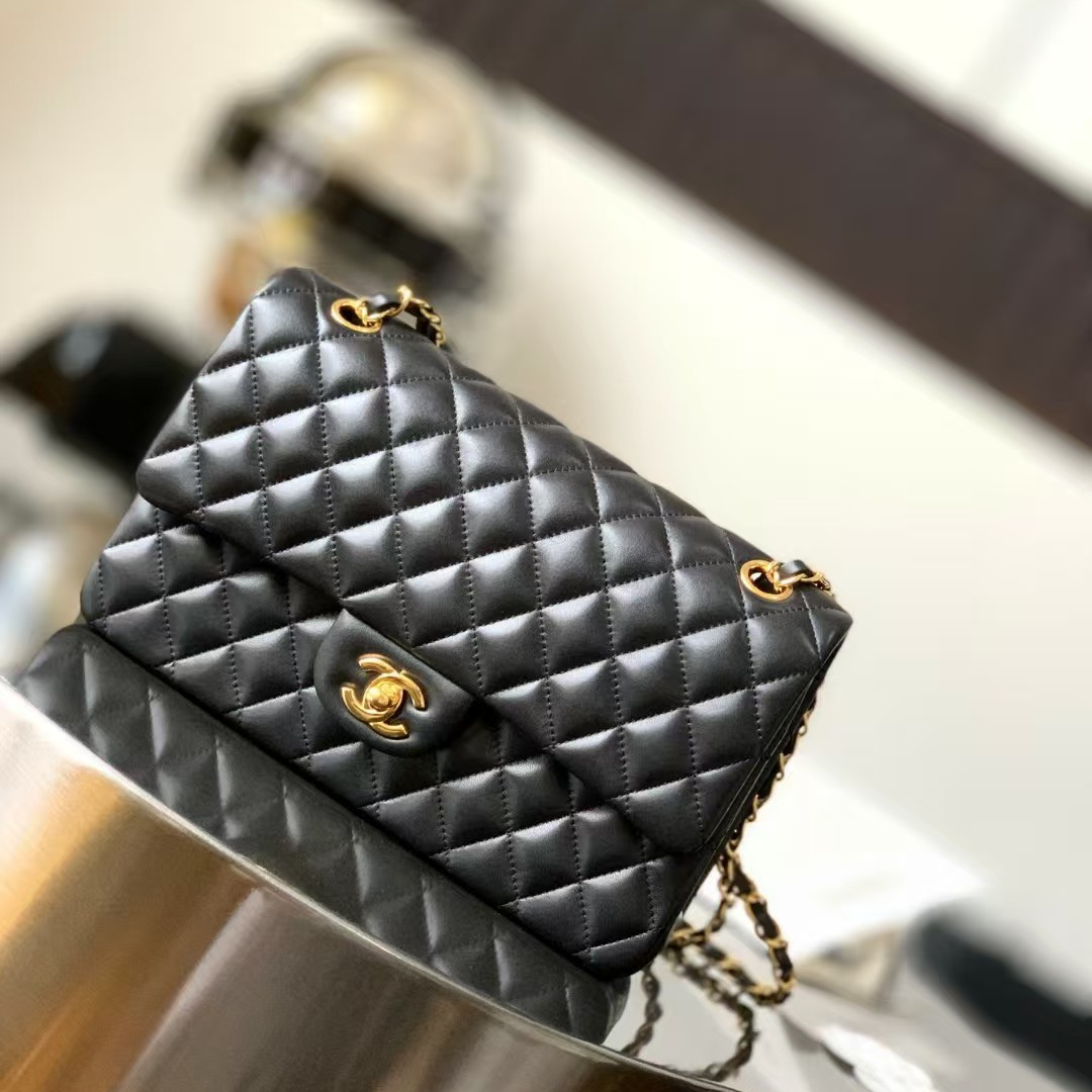 Chan*l charm like auth handbag sheepskin black lock gold 25x16x7cm - main image