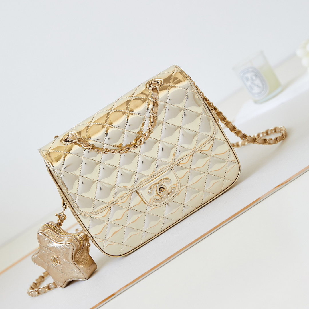 Chan*l 24c gold mirror star bag - main image