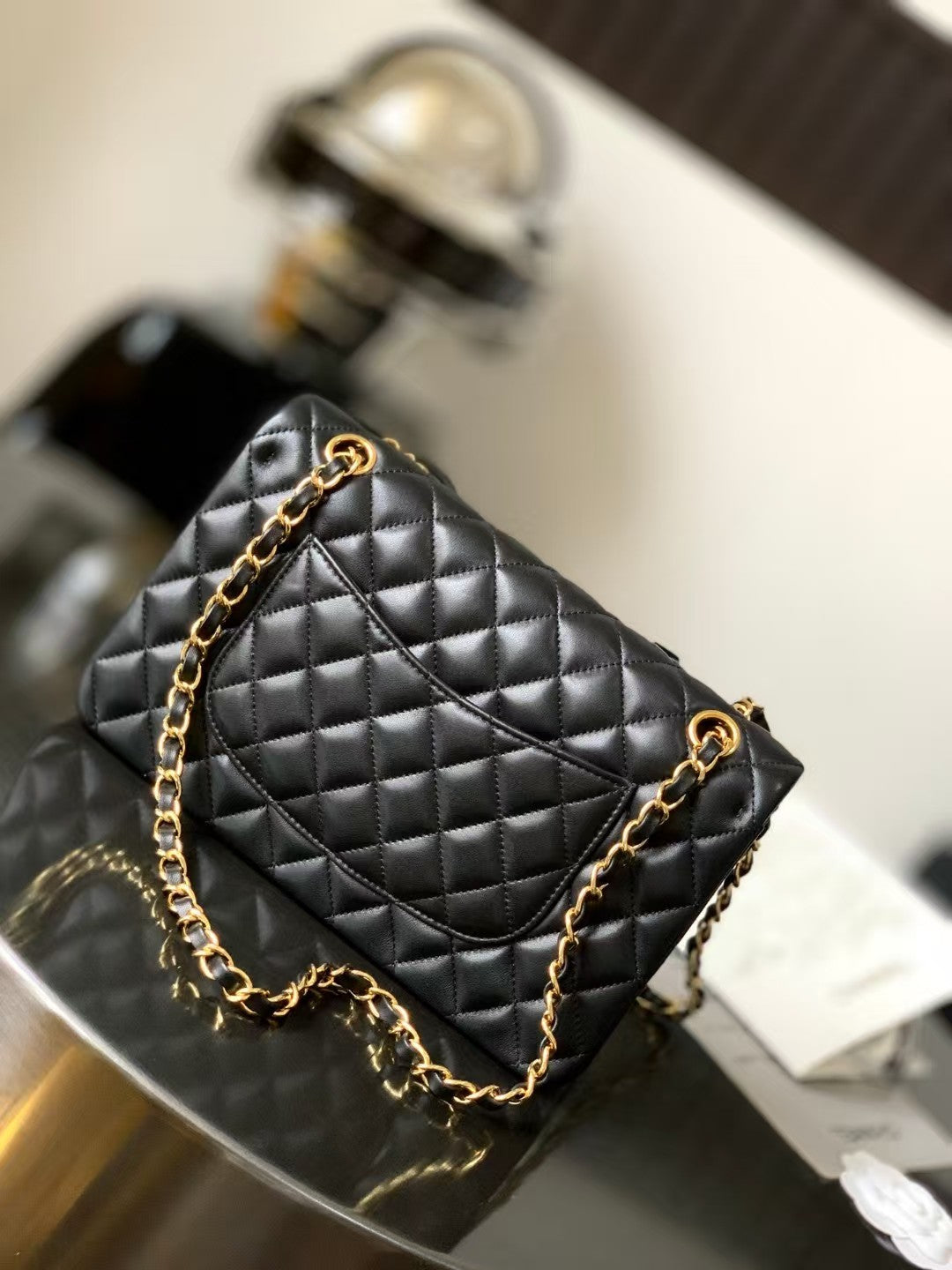 Chan*l charm like auth handbag sheepskin black lock gold 25x16x7cm - image 4