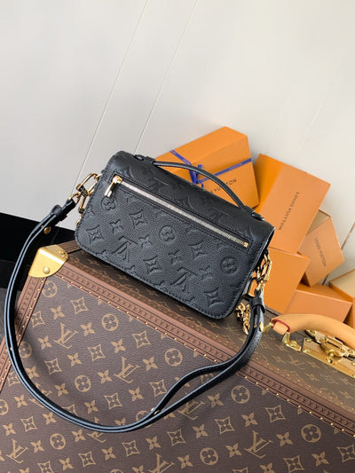 Lou*s Vuitt*n pochette métis monogram empreinte leather - image 6