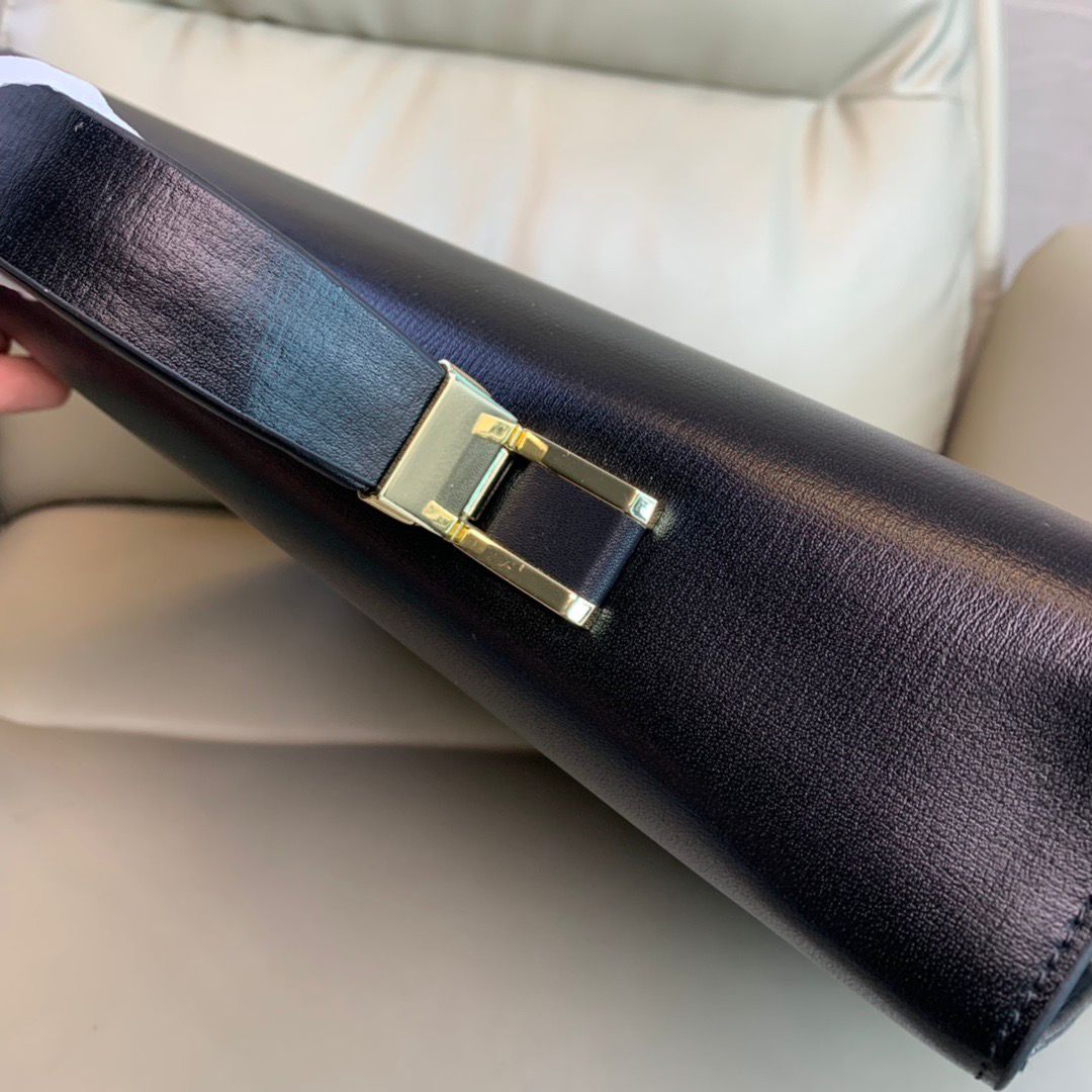 mont blanc leather bag - image 5