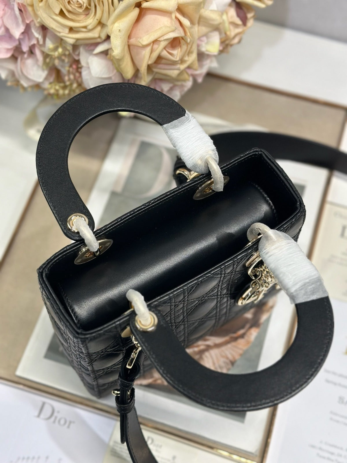 Di*r lady small black handbag - image 4