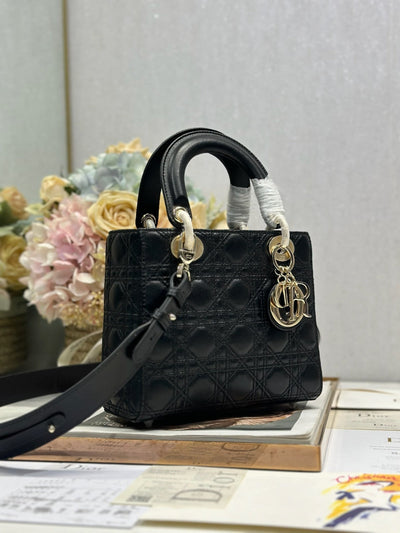 Di*r lady small black handbag - image 5