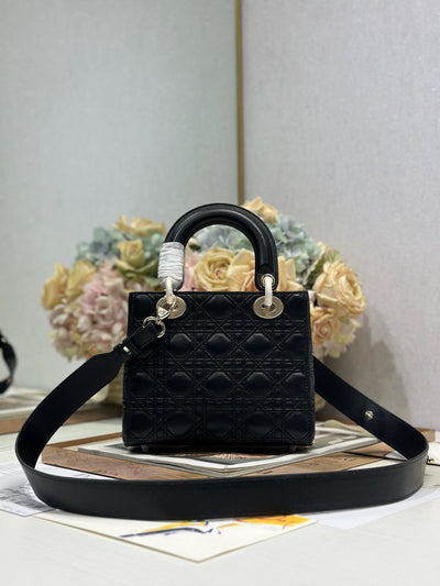Di*r lady small black handbag - image 6