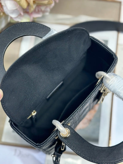 Di*r lady small black handbag - image 9