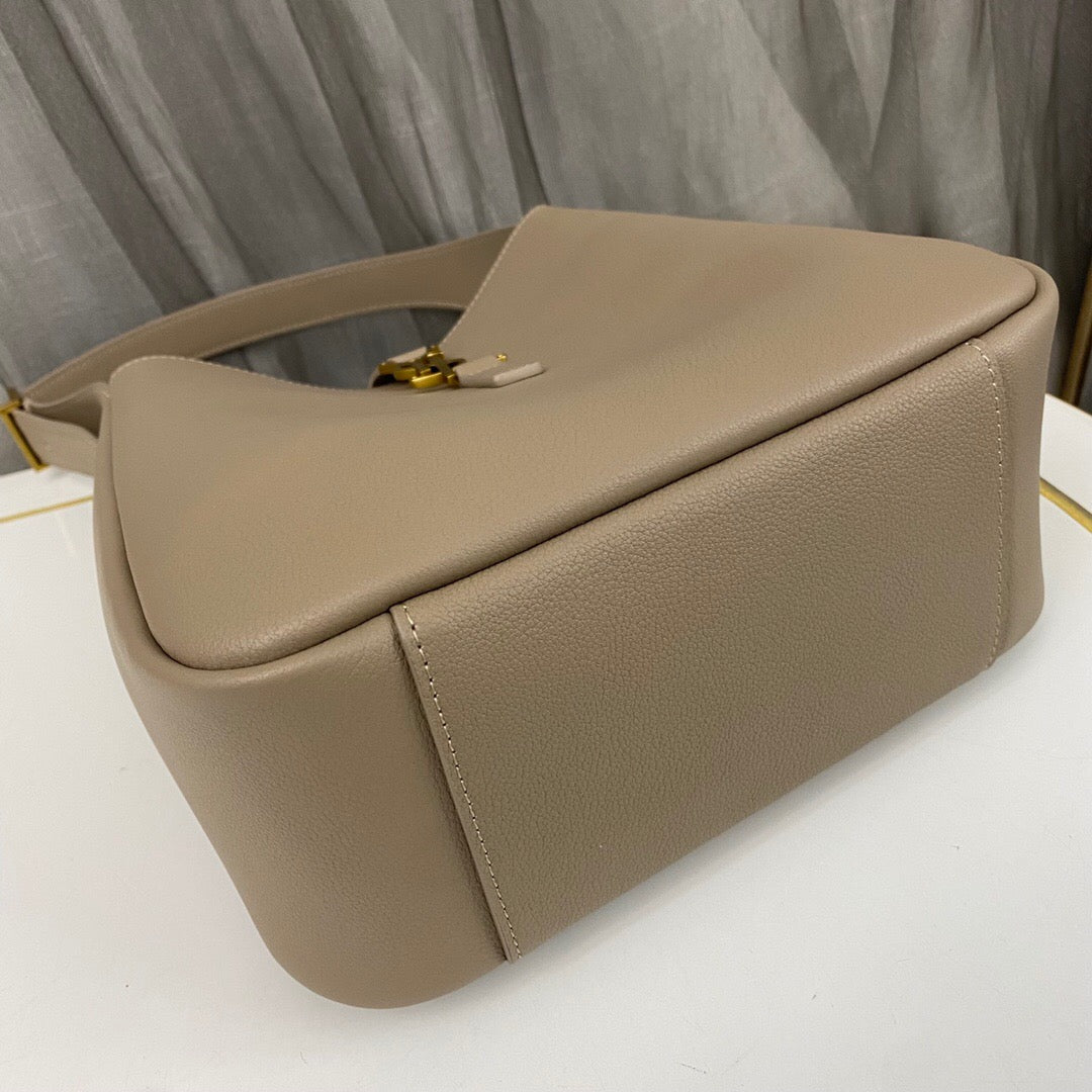saint laurent le 5 à 7 supple hobo bag beige colour - image 2